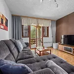 Apartament Anamar & *