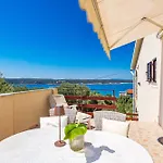 Appartamento Anamar & Supetarska Draga