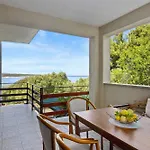 Appartamento Anamar & Supetarska Draga