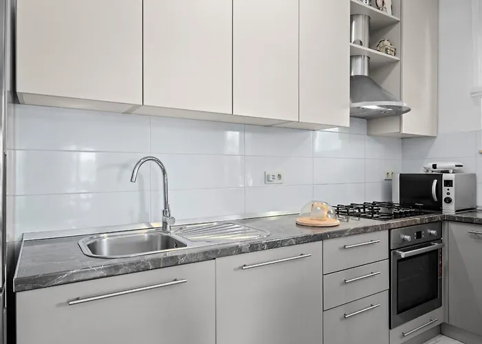 Apartman Anamar & *